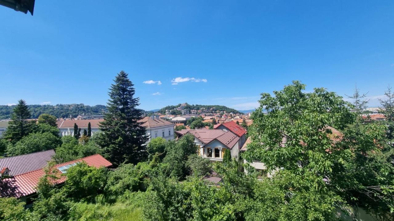 Central Apartment With City View Брашов Екстериор снимка
