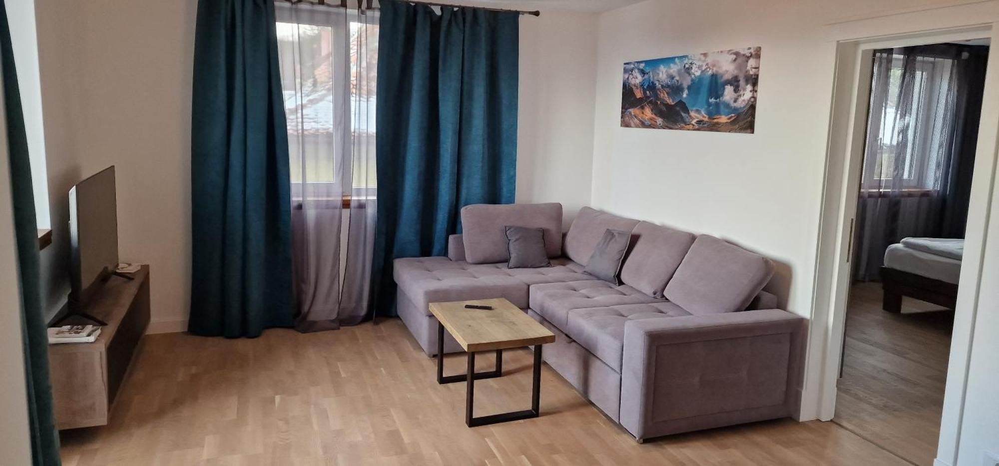 Central Apartment With City View Брашов Екстериор снимка